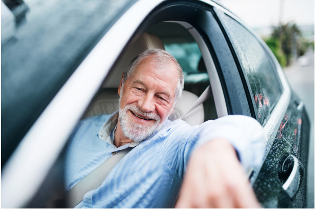 ¿Existe una edad mínima para ponernos al volante?