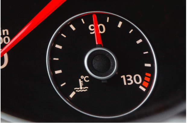 ¿Has notado que tu coche pierde potencia en los días de más calor del verano?