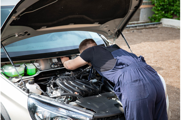 Mantenimiento del coche: ¿por qué es importante dejarlo en manos de expertos?