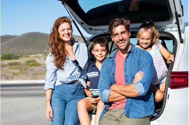 Viajar sin sobresaltos: cómo evitar el mareo infantil en el coche