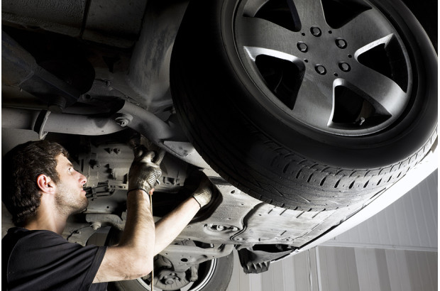Vacaciones seguras: por qué no debes olvidarte del mantenimiento preventivo del coche